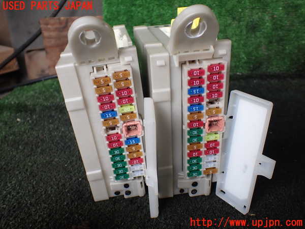 1UPJ-18836743]レクサス・LS600h(UVF45)ヒューズボックス3 中古_m0003.jpg