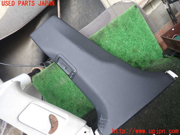 1UPJ-18837670]レクサス・LS600h(UVF45)左センターピラートリム 中古_m0003.jpg