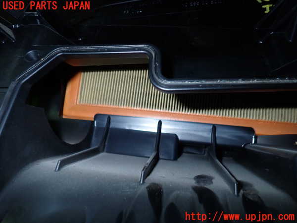 5UPJ-18842560]ベンツ SLK200(172448 R172)エアクリーナーボックス 中古_m0003.jpg