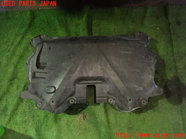 5UPJ-18842170]ベンツ SLK200(172448 R172)エンジンアンダーカバー 中古_m0002.jpg