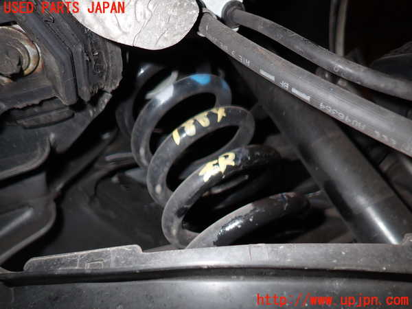 5UPJ-18845100]ベンツ SLK200(172448 R172)右リアスプリング 中古_m0001.jpg