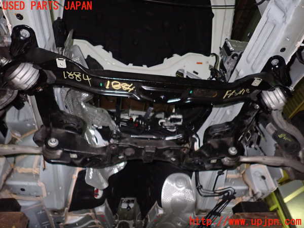 5UPJ-18845285]ベンツ SLK200(172448 R172)フロントメンバー 中古_m0001.jpg