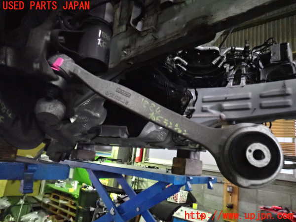 5UPJ-18845315]ベンツ SLK200(172448 R172)右フロントテンションロッド 中古_m0001.jpg