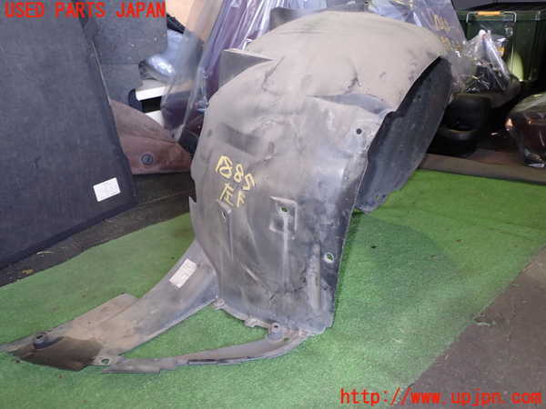 5UPJ-18851092]ポルシェ・911(99666K)左前フェンダーライナー 中古_m0001.jpg