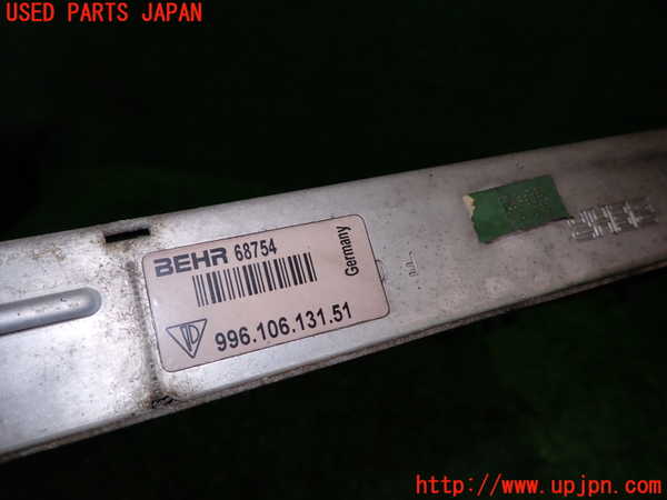5UPJ-18852322]ポルシェ・911(99666K)ラジエーター2 (左側のもの) 中古_m0003.jpg