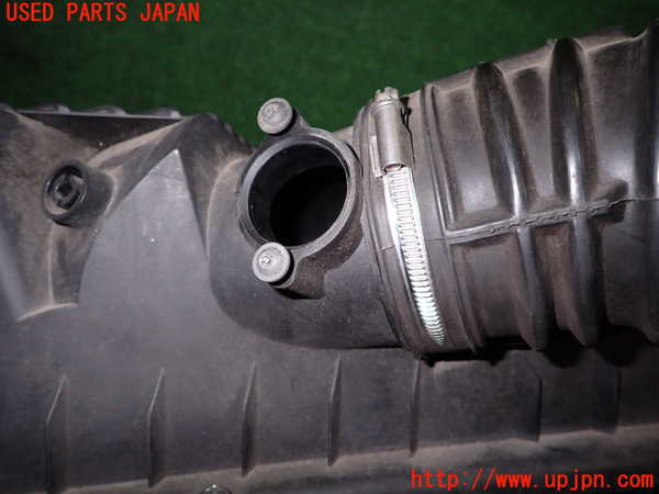 1UPJ-18852560]ポルシェ・911(99666K)エアクリーナーボックス 中古_m0005.jpg
