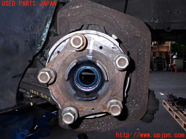 5UPJ-18854305]ポルシェ・911(99666K)左リアナックルハブ 中古_m0001.jpg