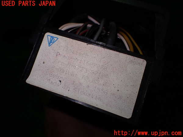 5UPJ-18856741]ポルシェ・911(99666K)ヒューズボックス1 中古_m0003.jpg