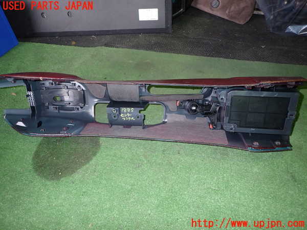 5UPJ-18857540]ポルシェ・911(99666K)センターコンソール 中古_m0003.jpg