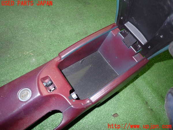 5UPJ-18857540]ポルシェ・911(99666K)センターコンソール 中古_m0004.jpg