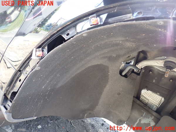 5UPJ-18861090]ポルシェ・カイエン S ハイブリッド(92ACGE)右前フェンダーライナー 中古_m0003.jpg