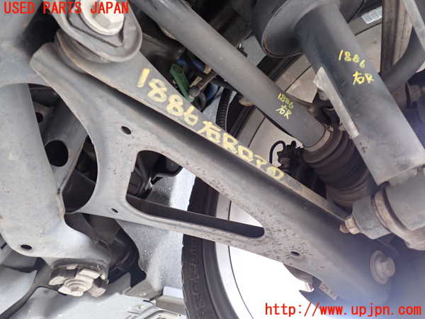 5UPJ-18865200]ポルシェ・カイエン S ハイブリッド(92ACGE)右リアロアアーム1 中古_m0001.jpg