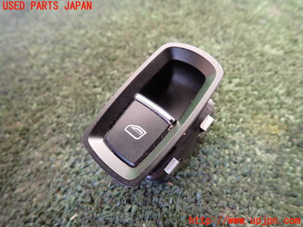 5UPJ-18866245]ポルシェ・カイエン S ハイブリッド(92ACGE)左前パワーウィンドウスイッチ 中古_m0001.jpg