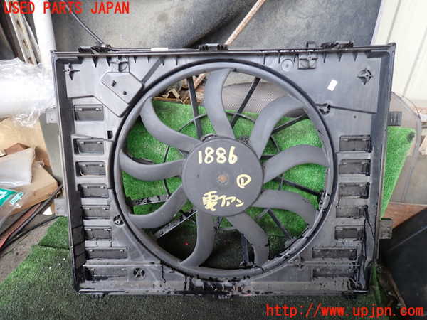 5UPJ-18866836]ポルシェ・カイエン S ハイブリッド(92ACGE)電動ファン1 中古_m0001.jpg