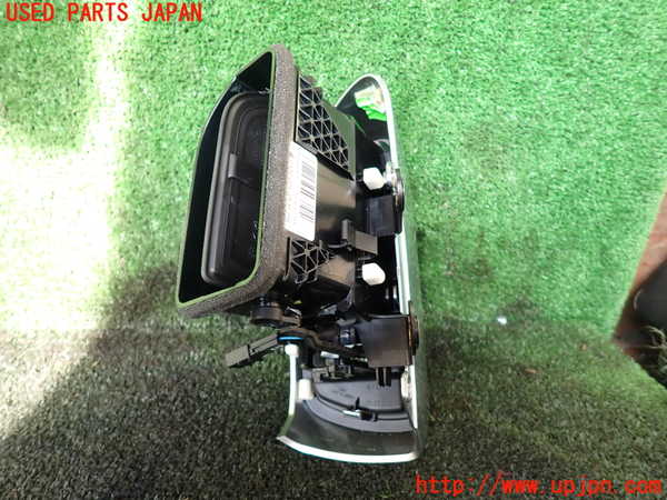 5UPJ-18867527]ポルシェ・カイエン S ハイブリッド(92ACGE)エアコン吹き出し口2 (左) 中古_m0002.jpg