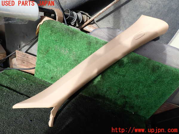 5UPJ-18867655]ポルシェ・カイエン S ハイブリッド(92ACGE)右フロントピラートリム 中古_m0001.jpg