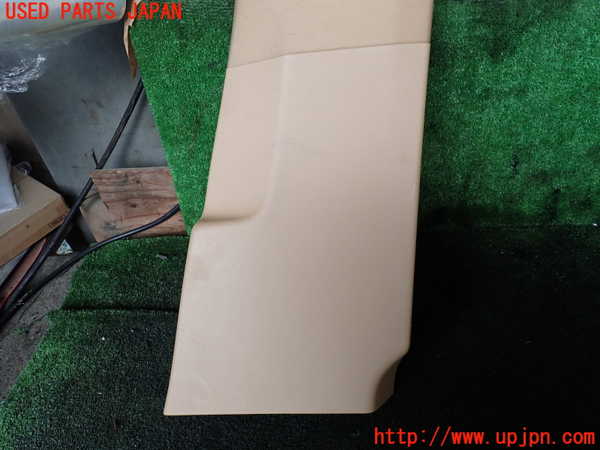 5UPJ-18867665]ポルシェ・カイエン S ハイブリッド(92ACGE)右センターピラートリム 中古_m0003.jpg