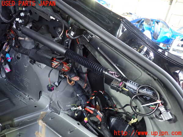 1UPJ-18871584]アウディ・A7 スポーツバック(4GCGWC)リアゲートダンパー 中古_m0001.jpg