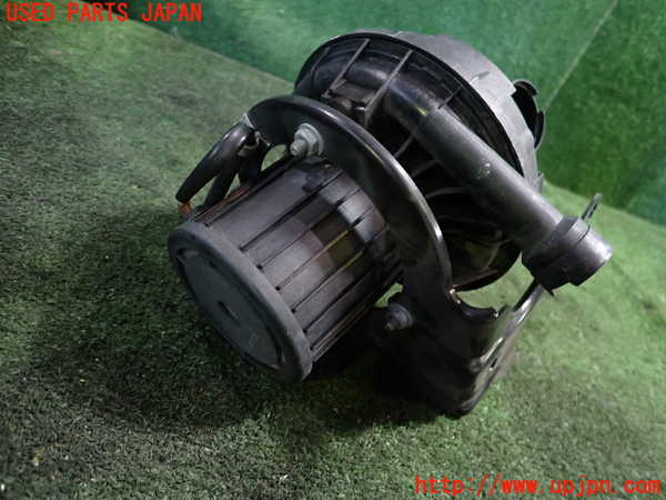 1UPJ-18872590]アウディ・A7 スポーツバック(4GCGWC)エアポンプ 中古_m0003.jpg