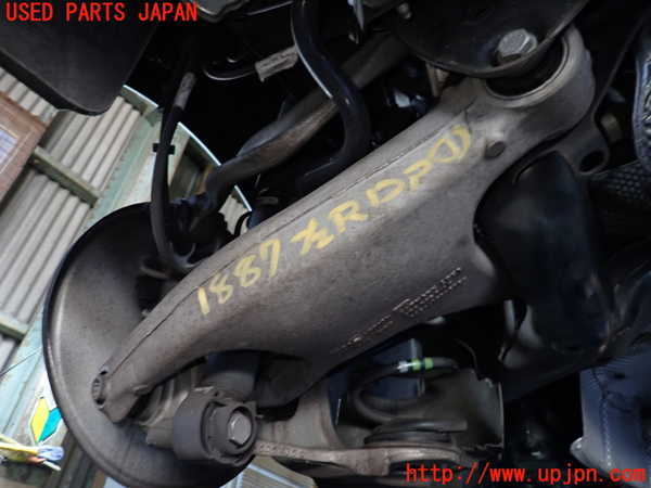 1UPJ-18875226]アウディ・A7 スポーツバック(4GCGWC)左リアロアアーム1 中古_m0001.jpg