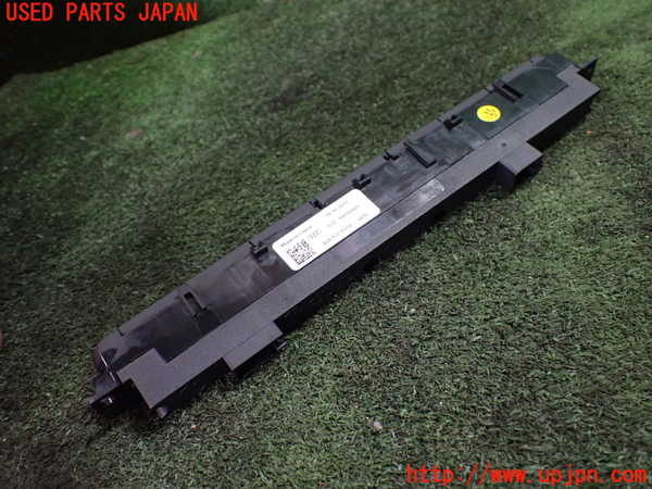 1UPJ-18876308]アウディ・A7 スポーツバック(4GCGWC)スイッチ3 (ソナー アイドリング) 中古_m0002.jpg