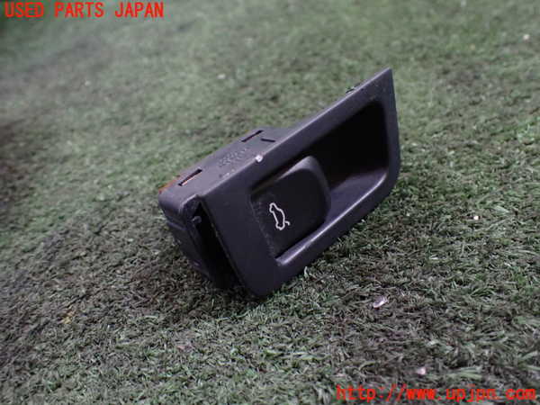 1UPJ-18876311]アウディ・A7 スポーツバック(4GCGWC)スイッチ6 (トランク) 中古_m0001.jpg