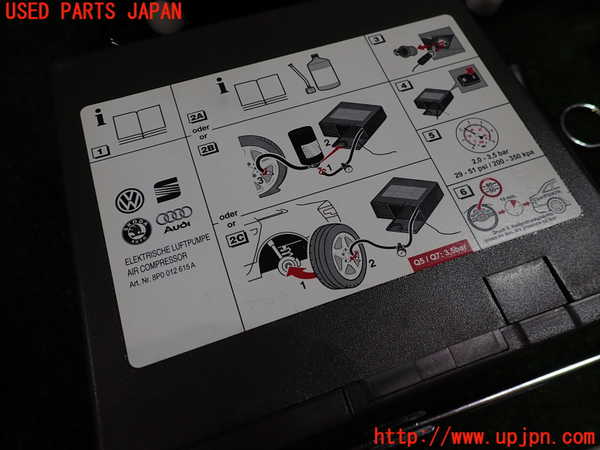 1UPJ-18877805]アウディ・A7 スポーツバック(4GCGWC)車載工具 中古_m0002.jpg