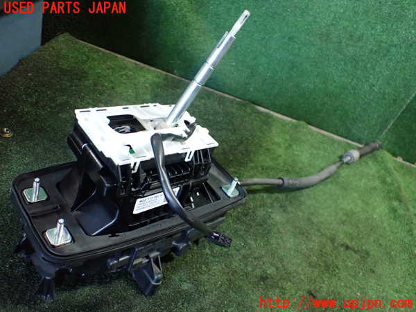 1UPJ-18877555]アウディ・A7 スポーツバック(4GCGWC)ATシフトレバー 中古_m0001.jpg