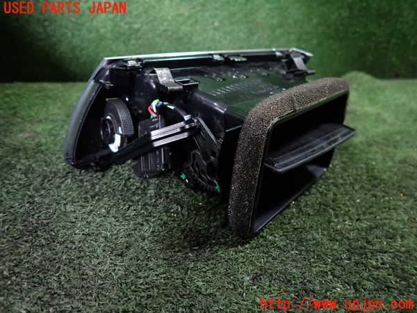 1UPJ-18877527]アウディ・A7 スポーツバック(4GCGWC)エアコン吹き出し口2 (左) 中古_m0002.jpg