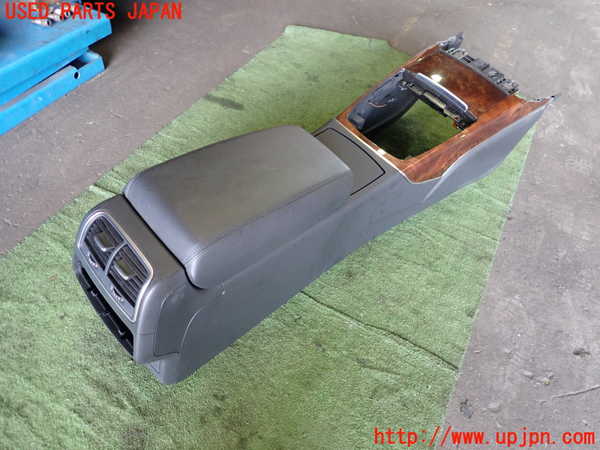 1UPJ-18877540]アウディ・A7 スポーツバック(4GCGWC)センターコンソール 中古_m0001.jpg