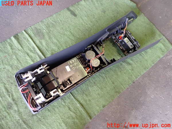 1UPJ-18877540]アウディ・A7 スポーツバック(4GCGWC)センターコンソール 中古_m0005.jpg