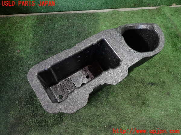 1UPJ-18877772]アウディ・A7 スポーツバック(4GCGWC)ラゲッジトレイ2 中古_m0001.jpg