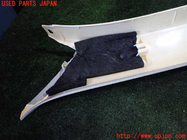 1UPJ-18877655]アウディ・A7 スポーツバック(4GCGWC)右フロントピラートリム 中古_m0005.jpg