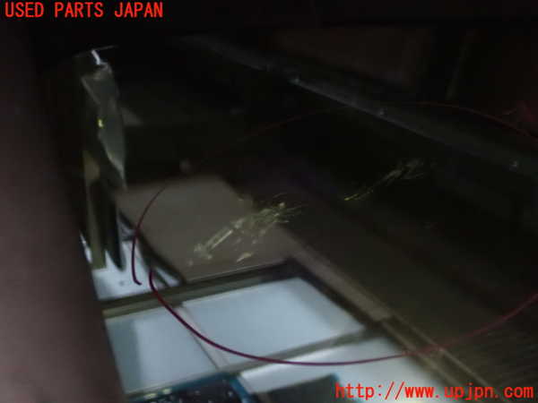 5UPJ-18881382]BMW M6 クーペ(E63)(EH50)左クォーターガラス 中古_m0002.jpg