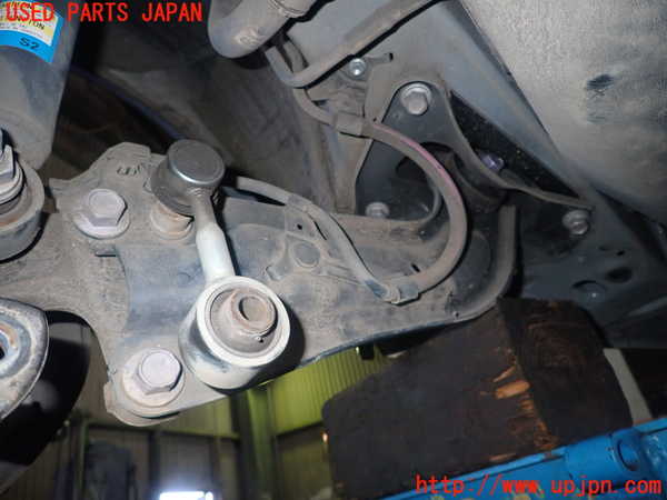 5UPJ-18895330]C-HRハイブリッド(ZYX11)左リアテンションロッド 中古_m0002.jpg