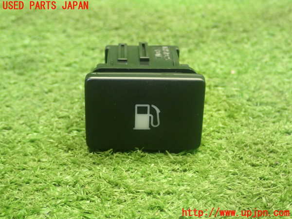 5UPJ-18896309]C-HRハイブリッド(ZYX11)スイッチ4（フューエルオープナー） 中古_m0001.jpg