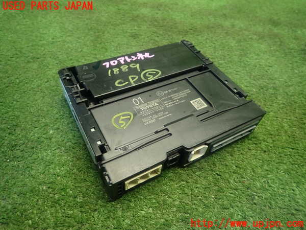 5UPJ-18896150]C-HRハイブリッド(ZYX11)コンピューター5 86741-K0011 中古_m0001.jpg