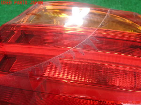 1UPJ-18901530]BMW 420i グランクーペ F36 (4A20)右テールランプ 中古_m0002.jpg