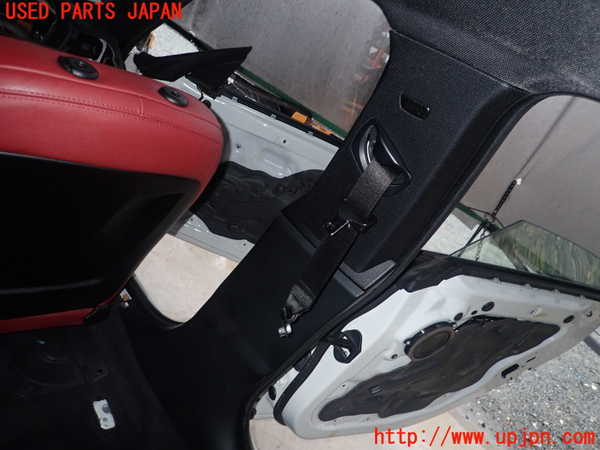 5UPJ-18907665]BMW 420i グランクーペ F36 (4A20)右センターピラートリム 中古_m0001.jpg