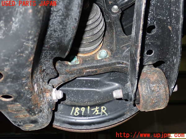 2UPJ-18914305]CX-8(KG2P)左リアナックルハブ 中古_m0001.jpg