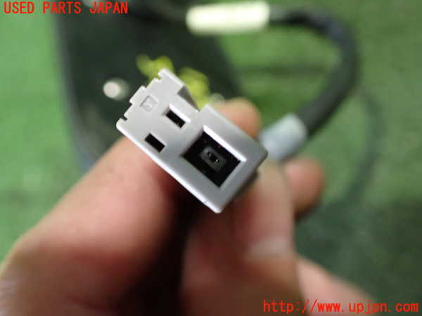 5UPJ-18916550]CX-8(KG2P)アンテナ 中古_m0005.jpg