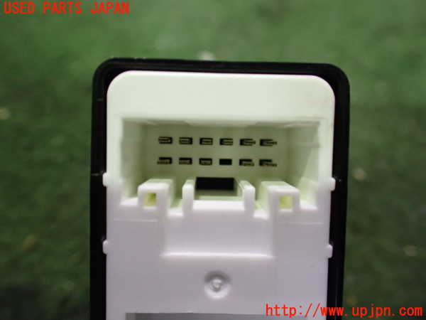 5UPJ-18916245]CX-8(KG2P)左前パワーウィンドウスイッチ 中古_m0003.jpg