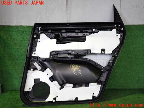 5UPJ-18911324]CX-8(KG2P)左後ドア内張り 中古_m0002.jpg