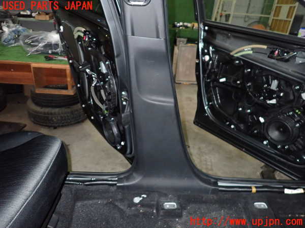 5UPJ-18917670]CX-8(KG2P)左センターピラートリム 中古_m0003.jpg