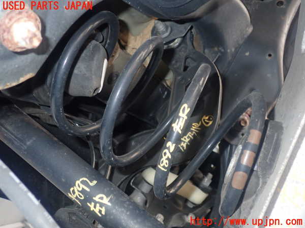5UPJ-18925105]ベンツ A180 W176(176042)左リアスプリング 中古_m0001.jpg