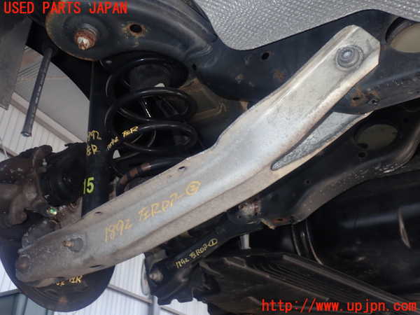 5UPJ-18925227]ベンツ A180 W176(176042)左リアロアアーム2 中古_m0001.jpg