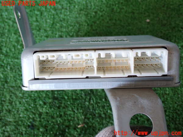 2UPJ-18936125]ランクル100系(UZJ100W)ABSコンピューター 中古_m0002.jpg