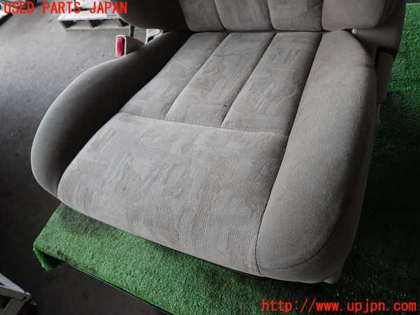2UPJ-18937065]ランクル100系(UZJ100W)助手席シート 中古_m0002.jpg
