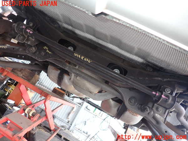 2UPJ-18945445]レンジローバー イヴォーク(LV2A)リアスタビライザー 中古_m0001.jpg