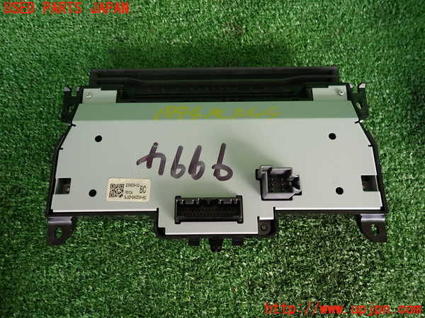 2UPJ-18946066]レンジローバー イヴォーク(LV2A)エアコンスイッチ1 中古_m0002.jpg